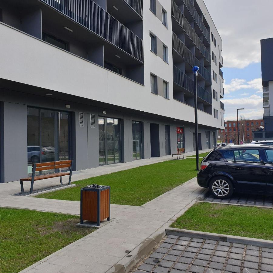 Q Apart Coral - Studio, Manufaktura, Parking Gratis, Tv Max, Fv, Gwarancja Zadowolenia Apartment Lodz  Exterior photo